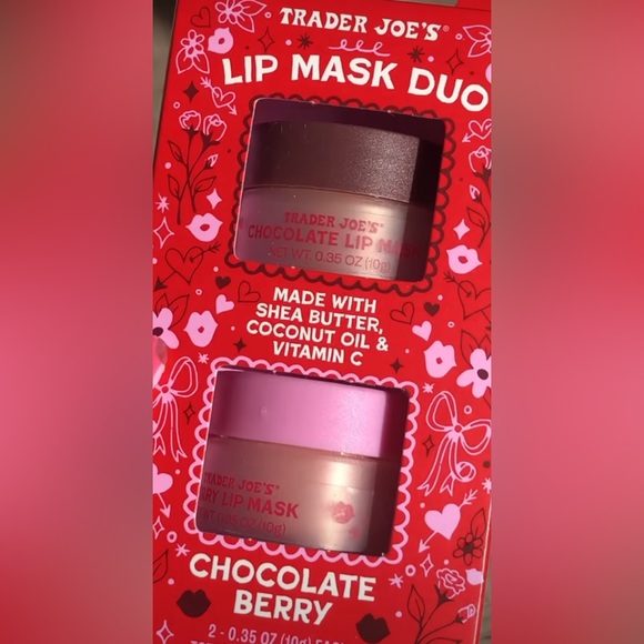 New Trader Joe’s Day Limited Berry Chocolate Lip Mask Duo In Box - Picture 1 of 2